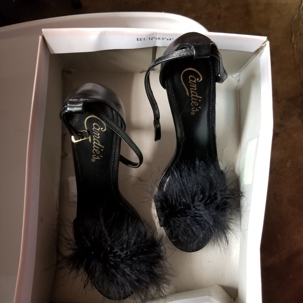 Candie's Feather Heels